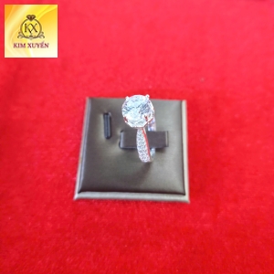 Nhẫn Kim Cương Tròn Cổ Điển – Sang Trọng Vượt Thời Gian